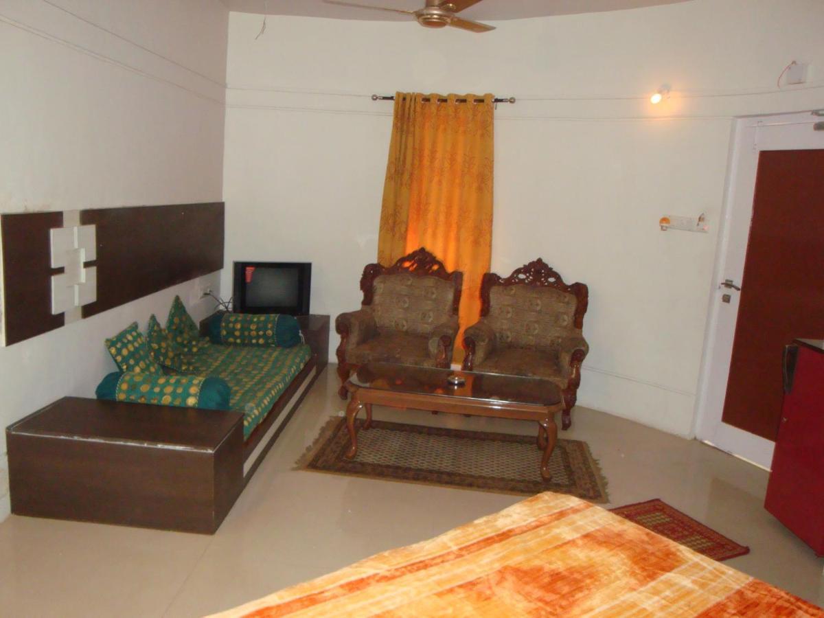 Hotel Tapovan Nashik Zewnętrze zdjęcie